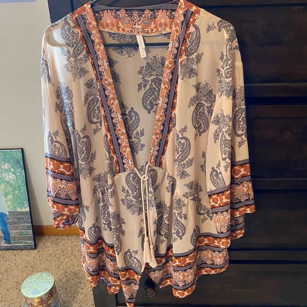 Kimono top with tie front